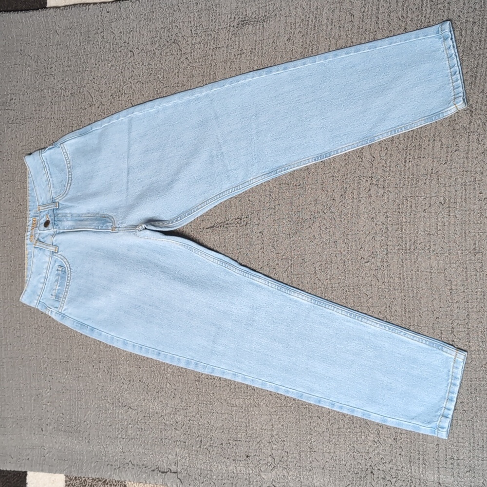 Fin & Vince Mom Jeans Size 2